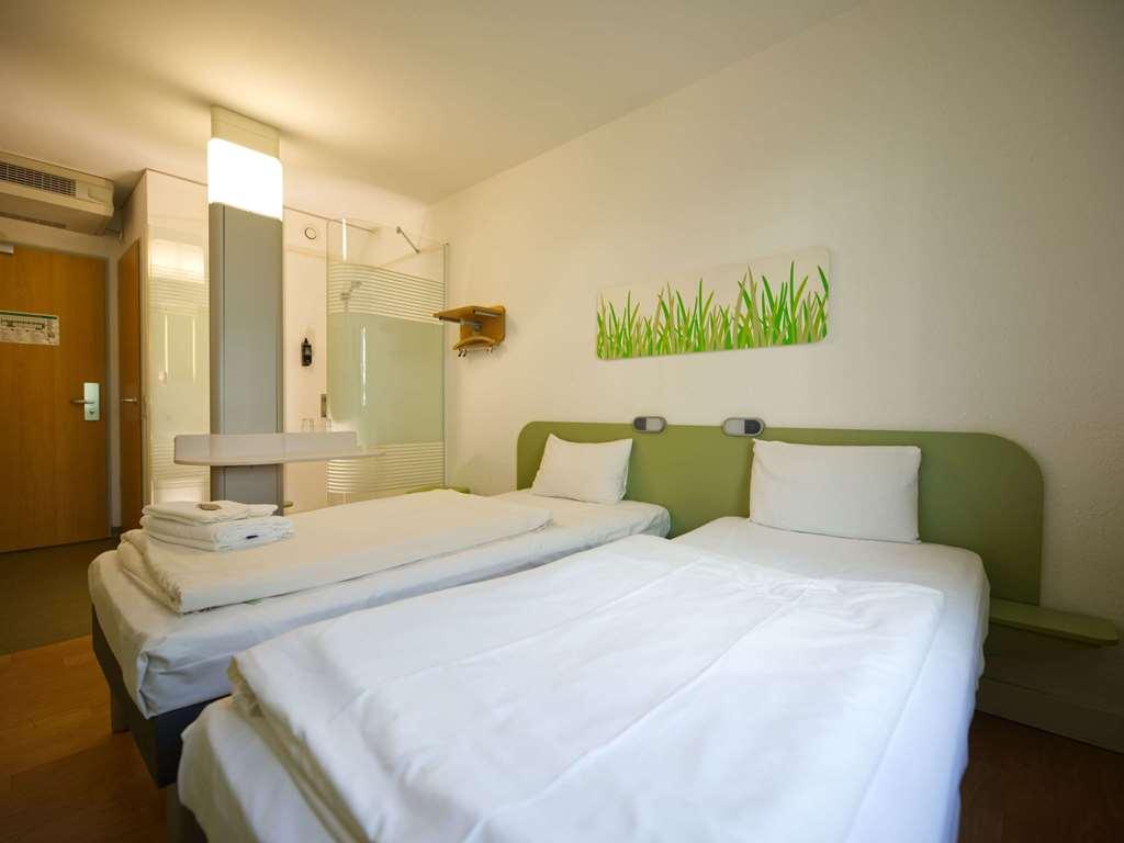 Ibis Budget Koeln Messe Bilik gambar
